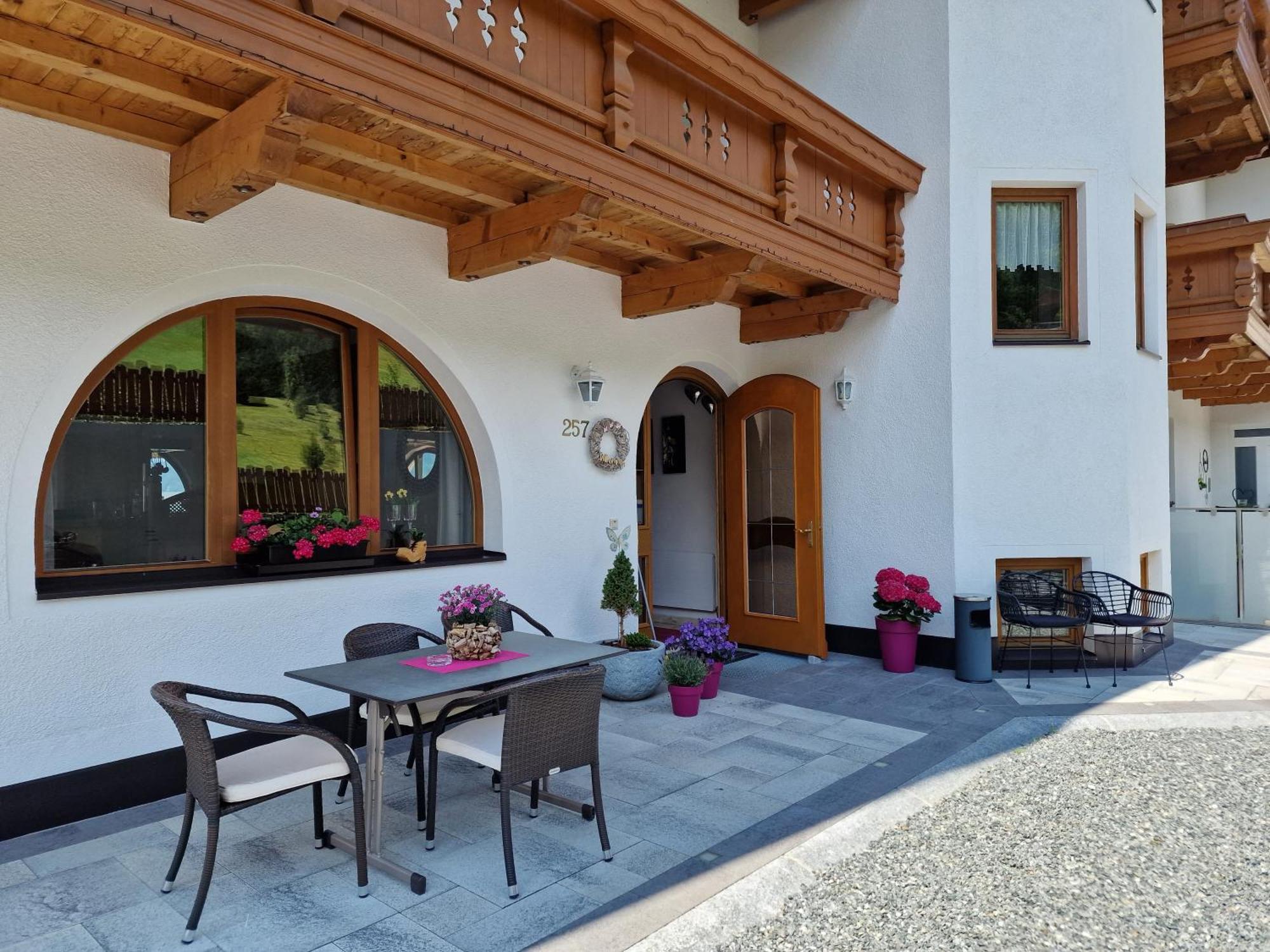 Romantica Hotel 3*