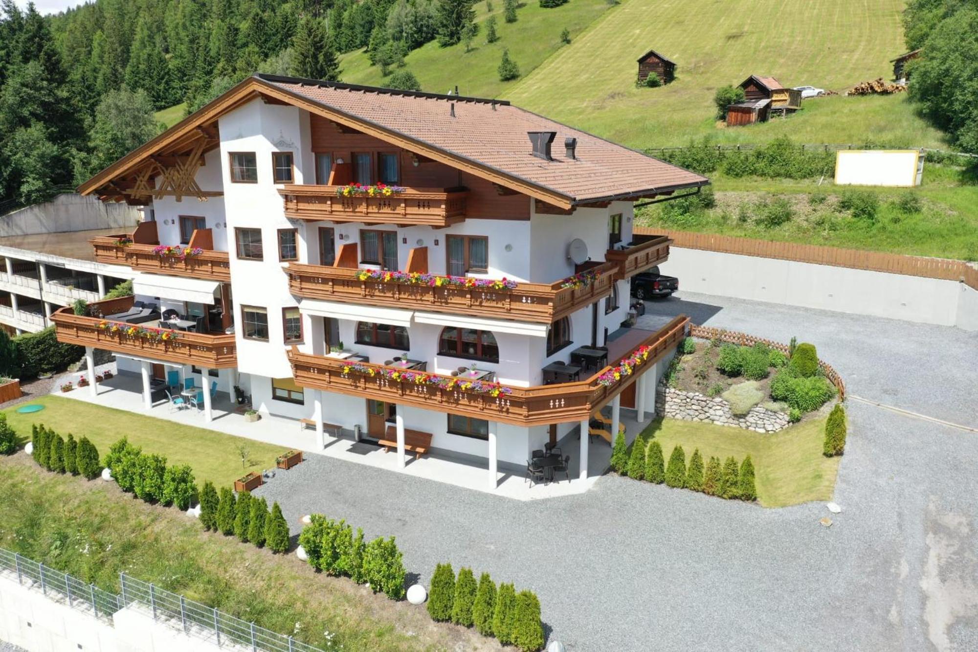 Hotel Romantica 3*