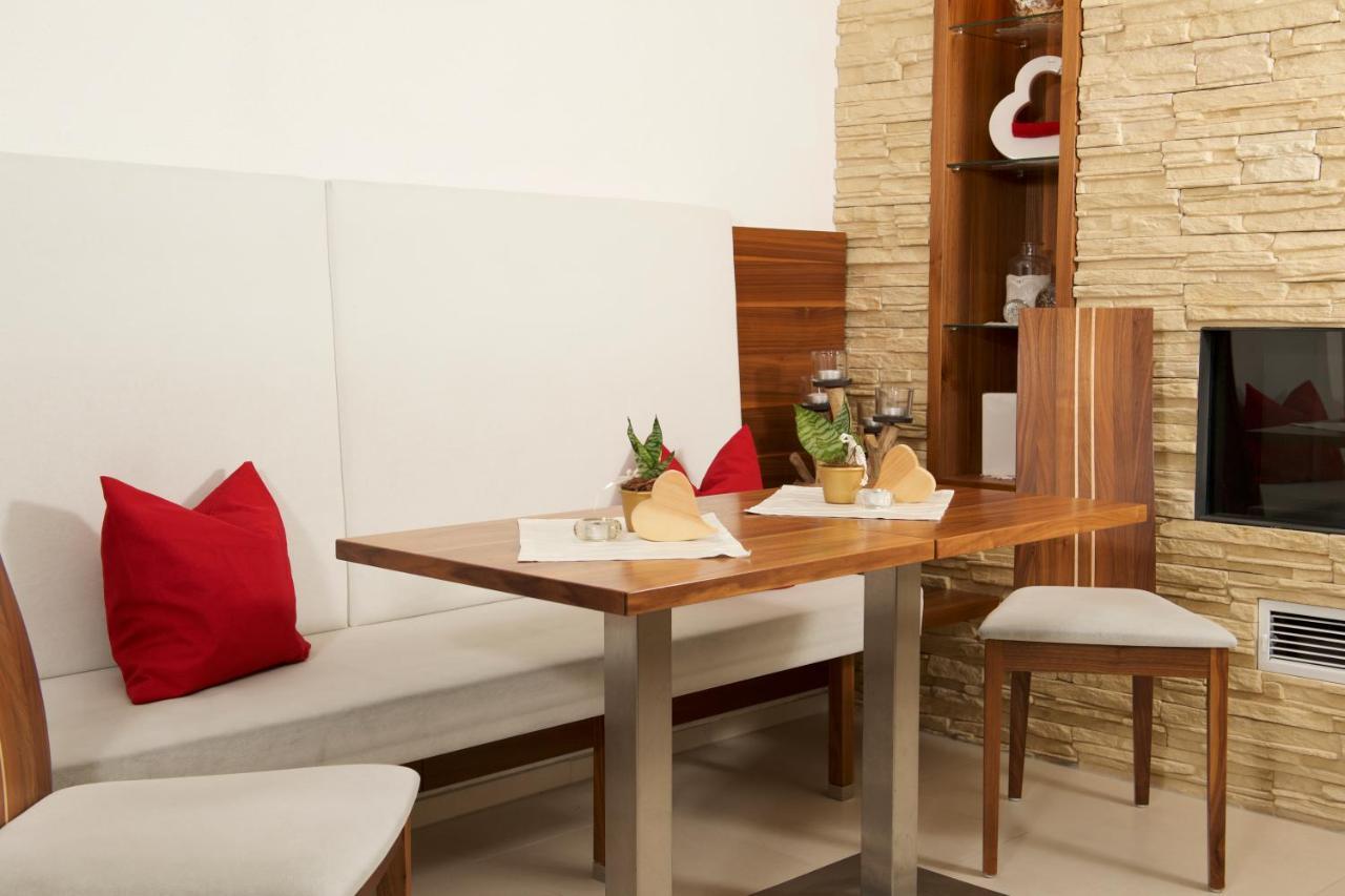 Hotel Romantica Jerzens 3*
